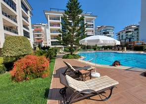 مجمع فاخر -قريب من البحر - شقة غرفة وصالة -في كاستل / الانيا 