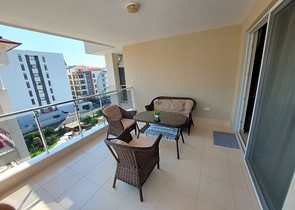 مجمع فاخر -قريب من البحر - شقة غرفة وصالة -في كاستل / الانيا 