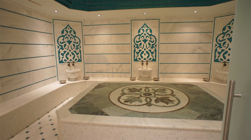 قريبة من شاطئ كليوباترا -دوبلكس 3 غرف وصالة -فاخرة -في مركز الانيا 