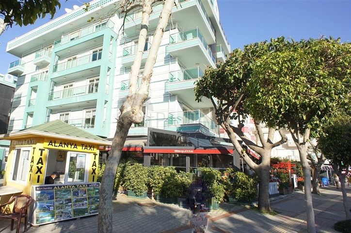 قريبة من شاطئ كليوباترا -دوبلكس 3 غرف وصالة -فاخرة -في مركز الانيا 