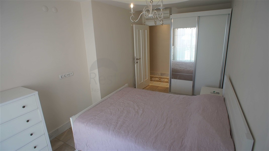 قريبة من شاطئ كليوباترا -دوبلكس 3 غرف وصالة -فاخرة -في مركز الانيا 