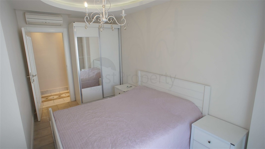 قريبة من شاطئ كليوباترا -دوبلكس 3 غرف وصالة -فاخرة -في مركز الانيا 