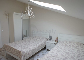 قريبة من شاطئ كليوباترا -دوبلكس 3 غرف وصالة -فاخرة -في مركز الانيا 