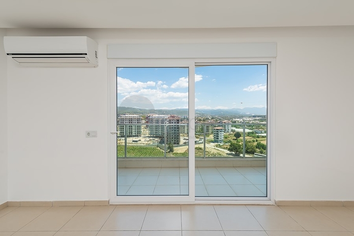 ضمن مجمع فاخر - شقة استديو للبيع -في افسلار / الانيا 