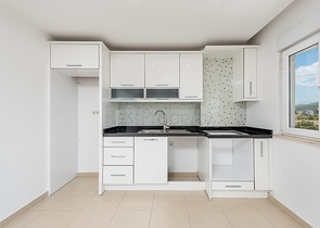 ضمن مجمع فاخر - شقة استديو للبيع -في افسلار / الانيا 