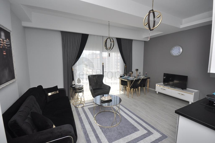 شقق جديدة -ضمن مجمع سكني -في مهموتلار / الانيا 