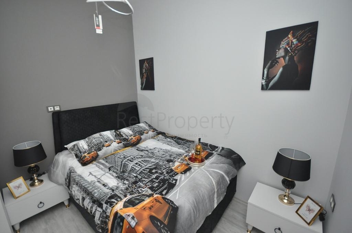 شقق جديدة -ضمن مجمع سكني -في مهموتلار / الانيا 