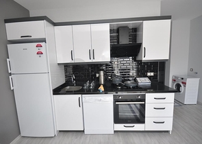 شقق جديدة -ضمن مجمع سكني -في مهموتلار / الانيا 