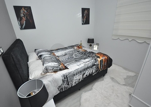 شقق جديدة -ضمن مجمع سكني -في مهموتلار / الانيا 