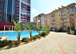 شقة ضمن مجمع فاخر - تصميم 1+1 - مفروشة -في مهموتلار / الانيا 