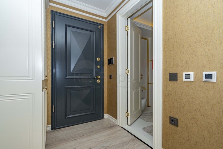 افخم مجمعات الانيا -شقة للبيع من تصميم 1+1 - في مركز الانيا 