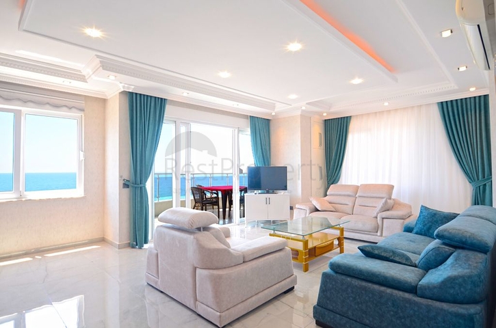 شقة باطلالة بحر مباشرة في الانيا -تصميم 1+2 - في مهموتلار 