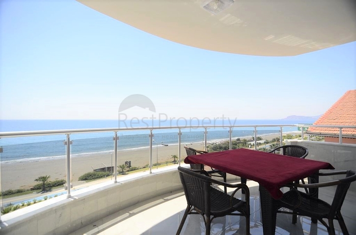 شقة باطلالة بحر مباشرة في الانيا -تصميم 1+2 - في مهموتلار 