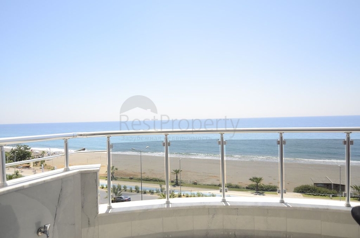 شقة باطلالة بحر مباشرة في الانيا -تصميم 1+2 - في مهموتلار 