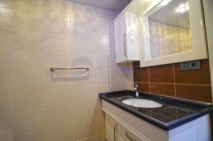 شقة باطلالة بحر مباشرة في الانيا -تصميم 1+2 - في مهموتلار 