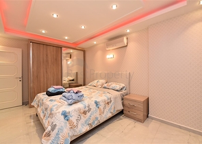 شقة باطلالة بحر مباشرة في الانيا -تصميم 1+2 - في مهموتلار 