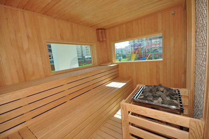 شقة انيقة للبيع -ضمن مجمع فاخر - في مهموتلار / الانيا 