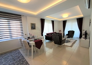 شقة انيقة للبيع -ضمن مجمع فاخر - في مهموتلار / الانيا 