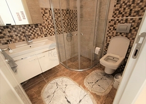 شقة انيقة للبيع -ضمن مجمع فاخر - في مهموتلار / الانيا 