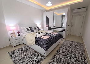 شقة انيقة للبيع -ضمن مجمع فاخر - في مهموتلار / الانيا 