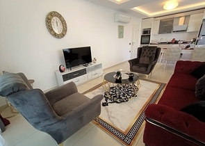 شقة انيقة للبيع -ضمن مجمع فاخر - في مهموتلار / الانيا 