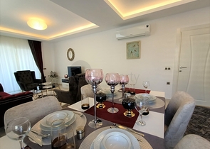 شقة انيقة للبيع -ضمن مجمع فاخر - في مهموتلار / الانيا 