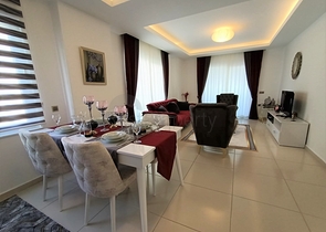 شقة انيقة للبيع -ضمن مجمع فاخر - في مهموتلار / الانيا 