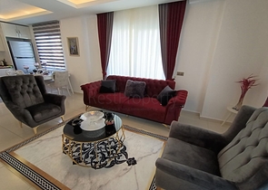 شقة انيقة للبيع -ضمن مجمع فاخر - في مهموتلار / الانيا 