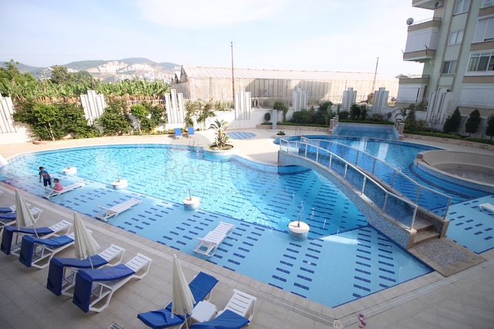 مجمع فاخر - خدمات  5 نجوم - شقة غرفة وصالة -في مهموتلار / الانيا 