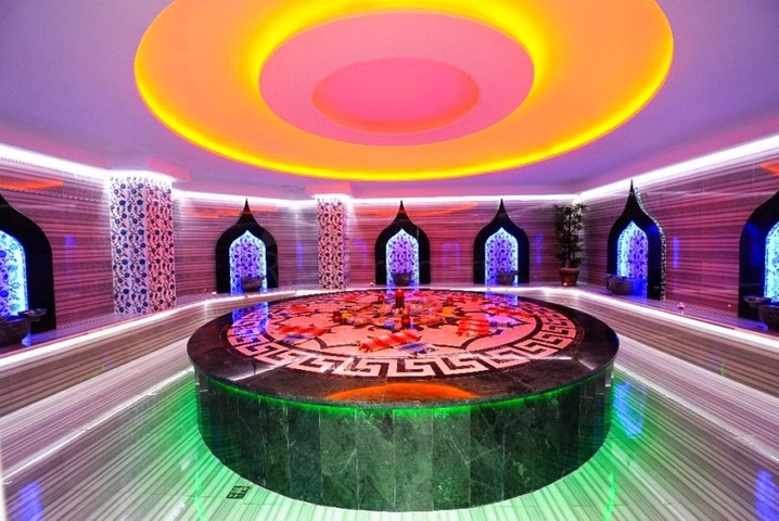 مجمع فاخر - خدمات  5 نجوم - شقة غرفة وصالة -في مهموتلار / الانيا 