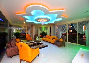 مجمع فاخر - خدمات  5 نجوم - شقة غرفة وصالة -في مهموتلار / الانيا 