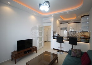 مجمع فاخر - خدمات  5 نجوم - شقة غرفة وصالة -في مهموتلار / الانيا 