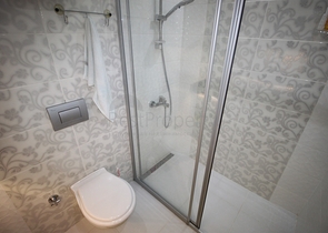 مجمع فاخر - خدمات  5 نجوم - شقة غرفة وصالة -في مهموتلار / الانيا 