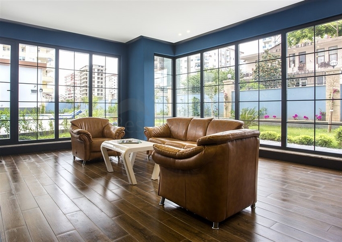 مجمع انيق - يضم كافة الخدمات -شقة 1+1- مفروشة -في مهموتلار / الانيا 