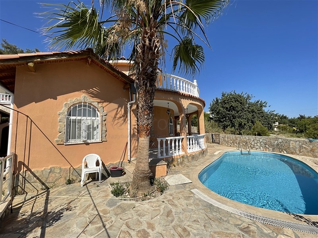 اطلالة بحر -فيلا مستقلة بسعر منافس - في افسلار / الانيا 