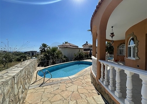 اطلالة بحر -فيلا مستقلة بسعر منافس - في افسلار / الانيا 