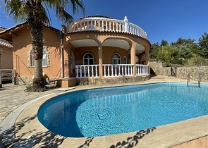 اطلالة بحر -فيلا مستقلة بسعر منافس - في افسلار / الانيا 