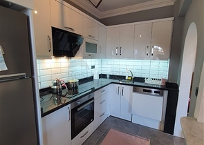 اطلالة بحر -فيلا مستقلة بسعر منافس - في افسلار / الانيا 