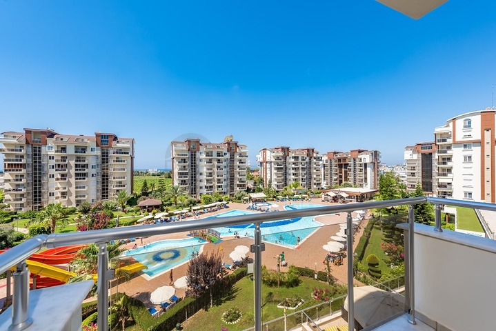 اطلالة ساحرة على المسبح والحديقة -شقة غرفة وصالة -في مجمع حديث -افسلار / الانيا 