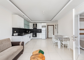 اطلالة ساحرة على المسبح والحديقة -شقة غرفة وصالة -في مجمع حديث -افسلار / الانيا 