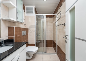 اطلالة ساحرة على المسبح والحديقة -شقة غرفة وصالة -في مجمع حديث -افسلار / الانيا 