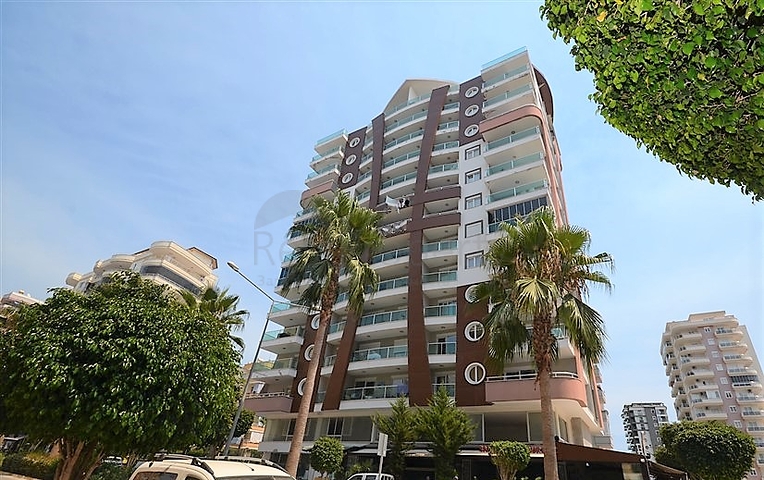 شقة فاخرة للبيع - ضمن مجمع حديث -في مهموتلار / الانيا 