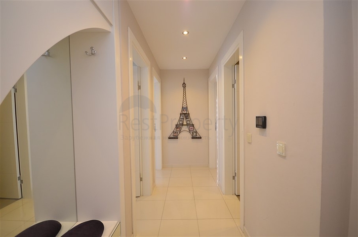 شقة فاخرة للبيع - ضمن مجمع حديث -في مهموتلار / الانيا 