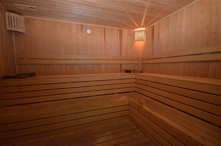 شقة فاخرة للبيع - ضمن مجمع حديث -في مهموتلار / الانيا 