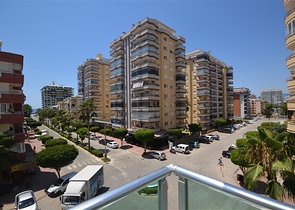 شقة فاخرة للبيع - ضمن مجمع حديث -في مهموتلار / الانيا 