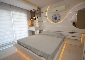 شقة فاخرة للبيع - ضمن مجمع حديث -في مهموتلار / الانيا 