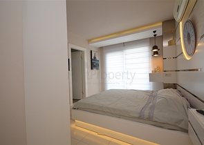 شقة فاخرة للبيع - ضمن مجمع حديث -في مهموتلار / الانيا 