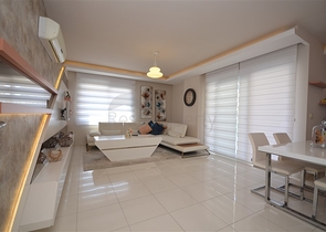 شقة فاخرة للبيع - ضمن مجمع حديث -في مهموتلار / الانيا 