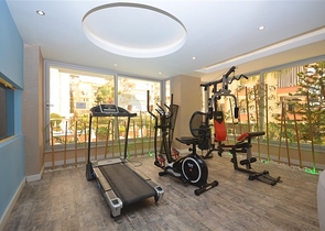 شقة فاخرة للبيع - ضمن مجمع حديث -في مهموتلار / الانيا 