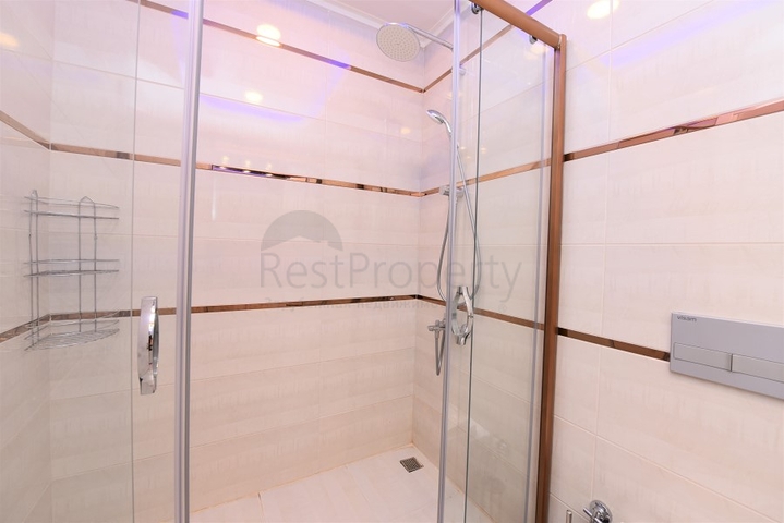 مجمع فاخر حديث - شقة طابق مرتفع -2 غرفة وصالة -في مهموتلار / الانيا 